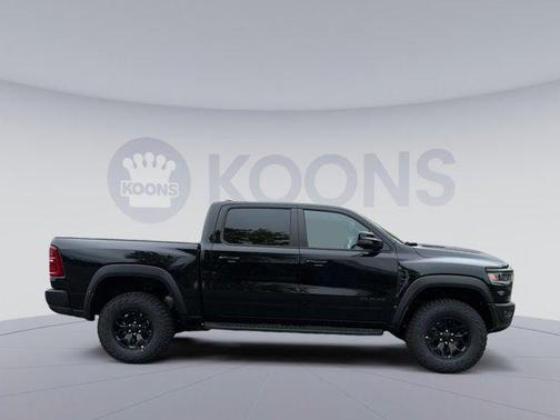 Diamond Black Crystal Pearlcoat 2026 RAM 1500 RHO Crew Cab 4x4 5'7' Box