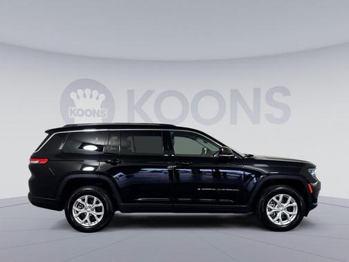 Diamond Black Crystal Pearlcoat 2023 Jeep Grand Cherokee L Limited
