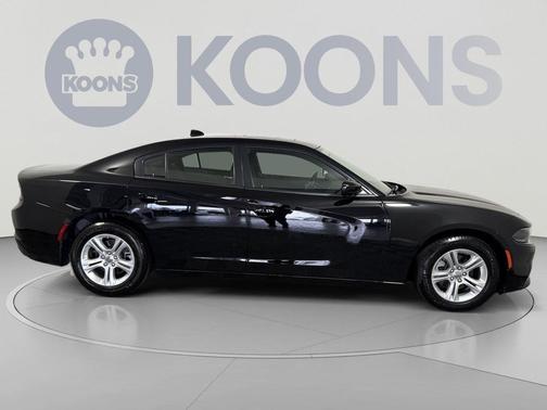 Pitch Black Clearcoat 2023 Dodge Charger SXT