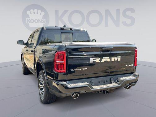 2025 RAM 1500 ST