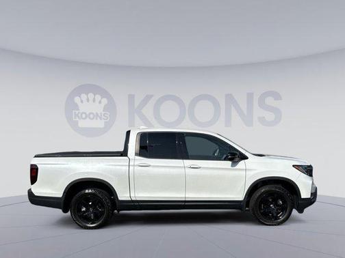 2023 Honda Ridgeline Black