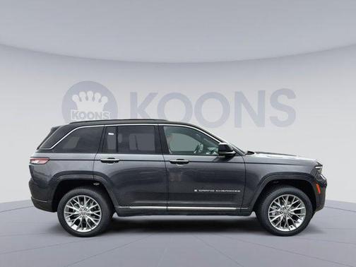 2025 Jeep Grand Cherokee Summit