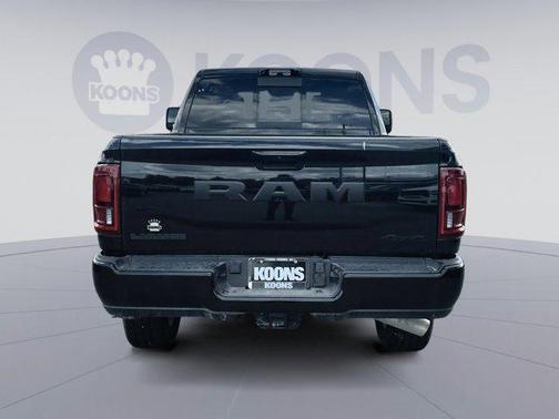 2025 RAM 2500 Laramie Crew Cab 4x4 6'4' Box