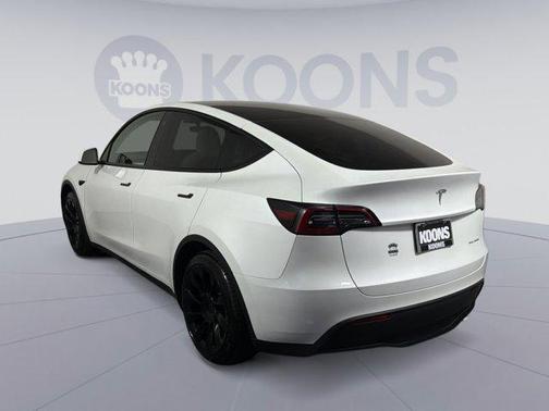 2023 Tesla Model Y Long Range Dual Motor All-Wheel Drive