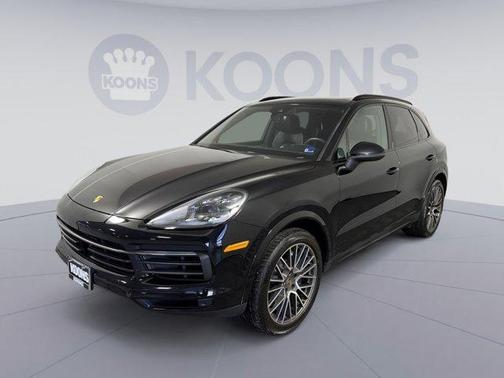 2023 Porsche Cayenne Platinum Edition
