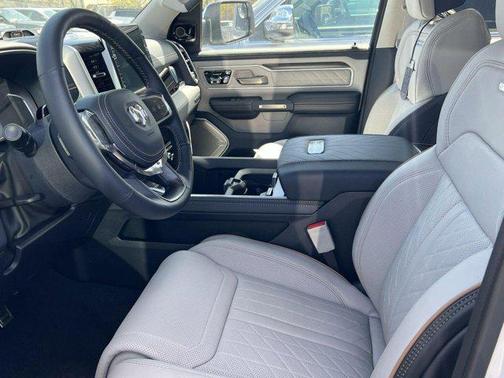 2025 RAM 1500 ST