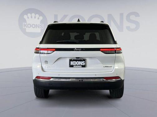 2023 Jeep Grand Cherokee Laredo