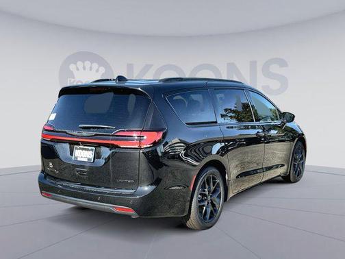 2026 Chrysler Pacifica Limited