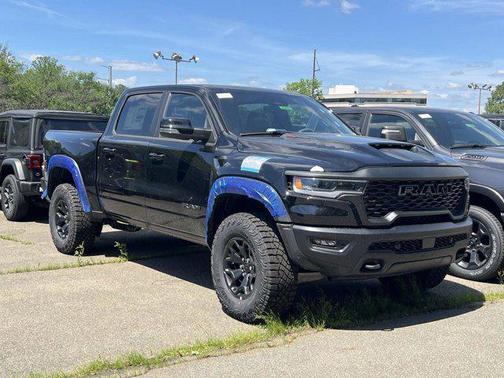 2025 RAM 1500 RHO Crew Cab 4x4 5'7' Box
