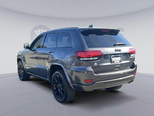 2021 Jeep Grand Cherokee Laredo