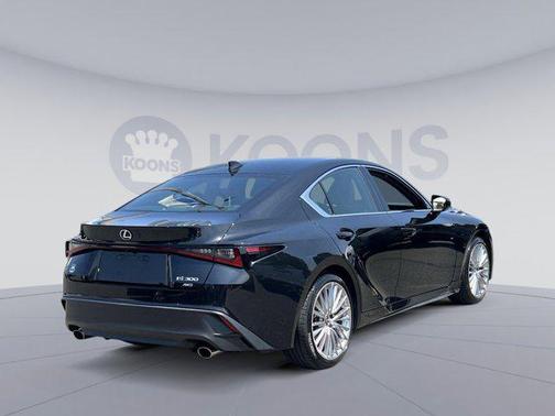 2022 Lexus IS 300 Base