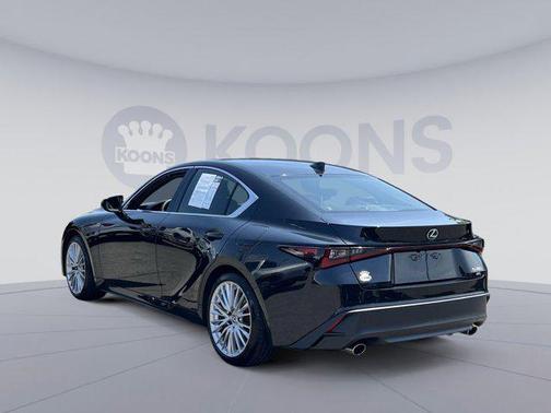 2022 Lexus IS 300 Base