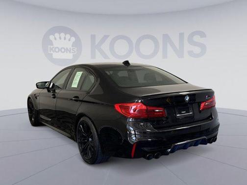 Black Sapphire Metallic 2019 BMW M5 Competition