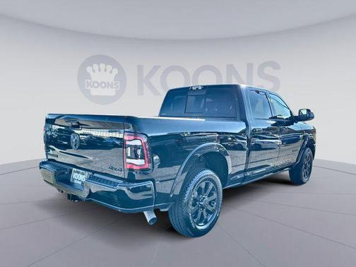 2022 RAM 2500 Laramie Crew Cab 4x4 6'4' Box