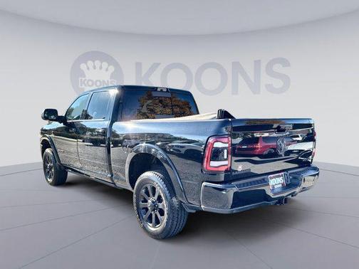 2022 RAM 2500 Laramie Crew Cab 4x4 6'4' Box