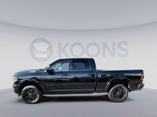 2022 RAM 2500 Laramie Crew Cab 4x4 6'4' Box