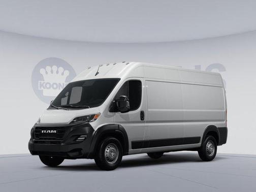 2024 RAM 2500 Tradesman Crew Cab 4x4 6'4' Box
