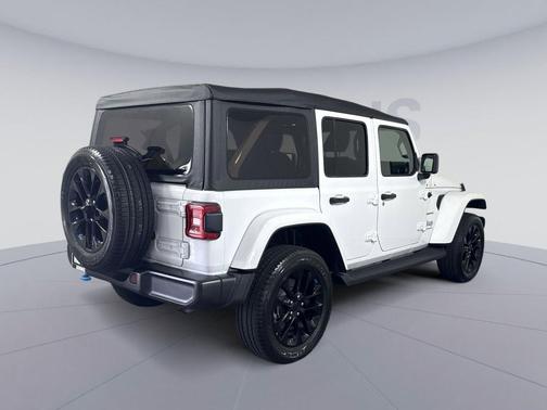 Bright White Clearcoat 2023 Jeep Wrangler 4xe Sahara