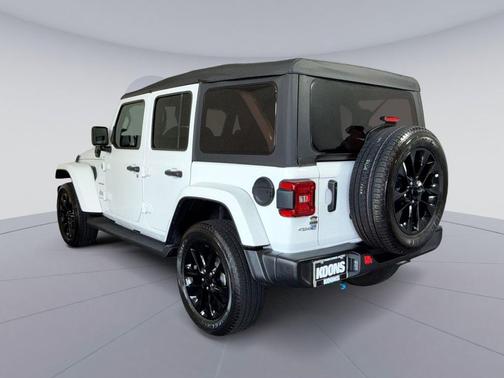Bright White Clearcoat 2023 Jeep Wrangler 4xe Sahara