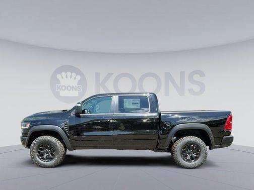 Diamond Black Crystal Pearlcoat 2026 RAM 1500 RHO Crew Cab 4x4 5'7' Box