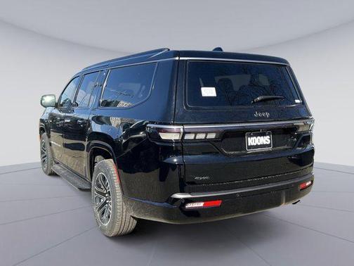 2026 Jeep Grand Wagoneer L 4x4