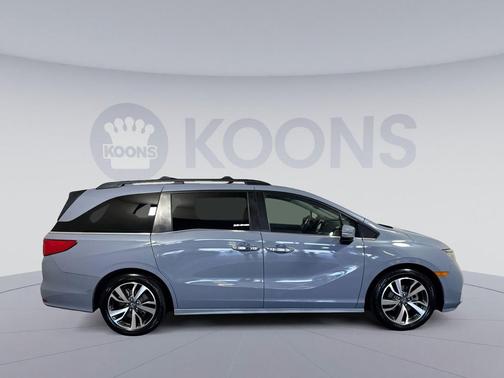 Green 2023 Honda Odyssey Touring