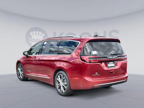 2026 Chrysler Pacifica L