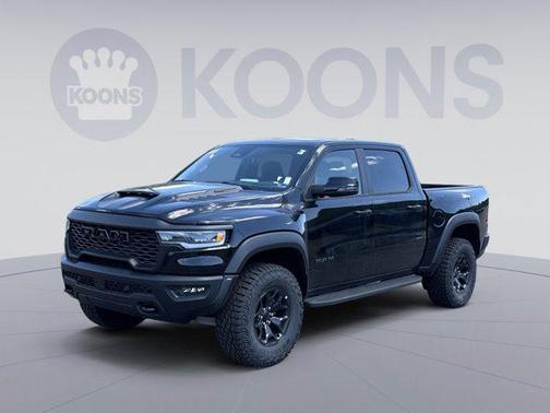 Diamond Black Crystal Pearlcoat 2026 RAM 1500 RHO Crew Cab 4x4 5'7' Box