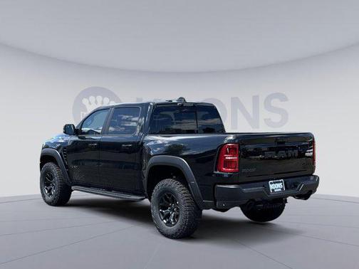 Diamond Black Crystal Pearlcoat 2026 RAM 1500 RHO Crew Cab 4x4 5'7' Box