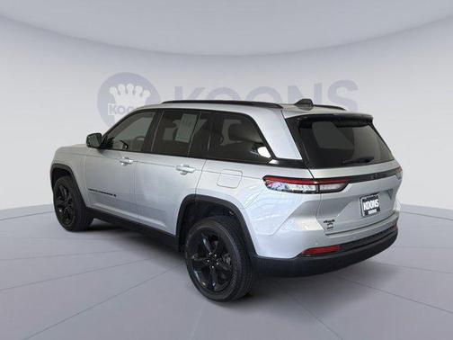 2023 Jeep Grand Cherokee Altitude