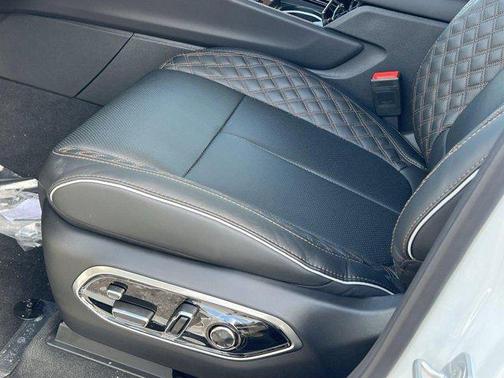2025 Jeep Grand Cherokee L Summit Reserve