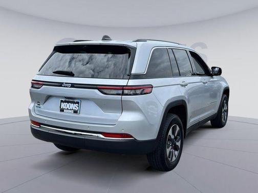 2022 Jeep Grand Cherokee 4xe Base