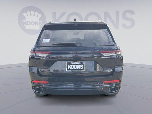 2025 Jeep Grand Cherokee Summit