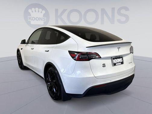 2022 Tesla Model Y Performance Dual Motor All-Wheel Drive