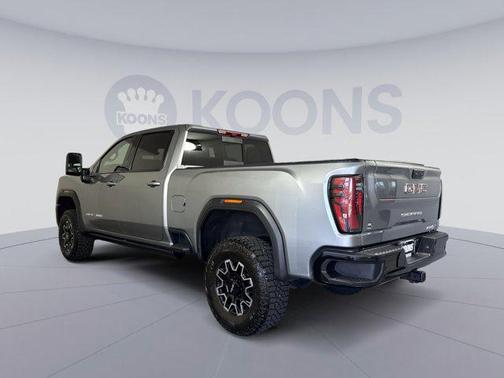 Sterling Metallic 2025 GMC Sierra 2500 AT4X