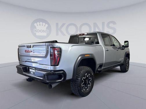 Sterling Metallic 2025 GMC Sierra 2500 AT4X