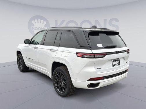 2025 Jeep Grand Cherokee Summit