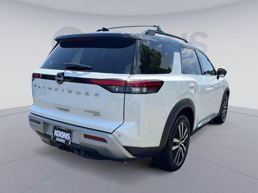2023 Nissan Pathfinder Platinum 4WD
