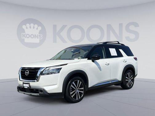 2023 Nissan Pathfinder Platinum 4WD