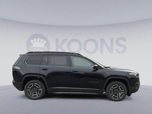 Diamond Black Crystal Pearlcoat 2026 Jeep Cherokee Limited