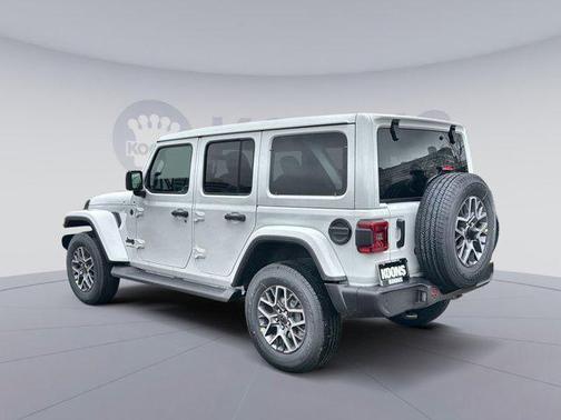 2026 Jeep Wrangler 4-Door Sahara 4x4