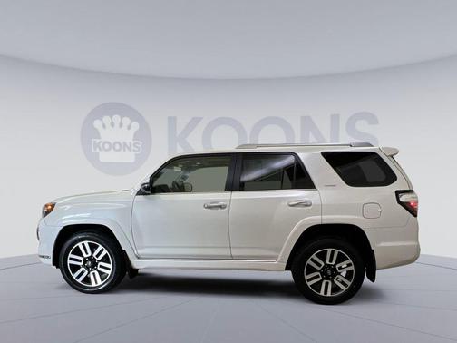 Blizzard Pearl 2022 Toyota 4Runner Limited