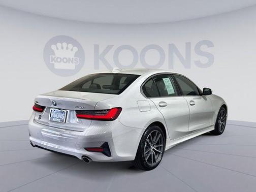 2022 BMW 330 xDrive
