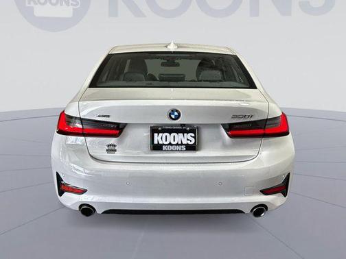 2022 BMW 330 xDrive