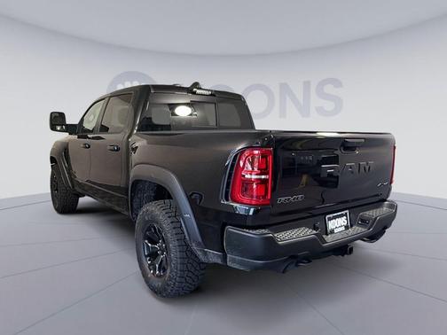 Diamond Black Crystal Pearlcoat 2026 RAM 1500 RHO Crew Cab 4x4 5'7' Box