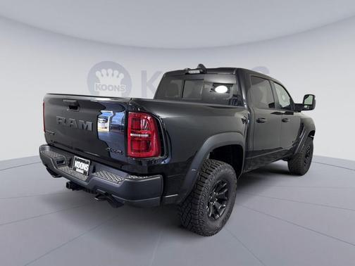 Diamond Black Crystal Pearlcoat 2026 RAM 1500 RHO Crew Cab 4x4 5'7' Box