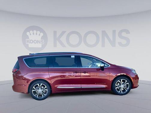 2026 Chrysler Pacifica L