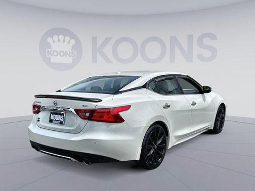 2017 Nissan Maxima 3.5 SR