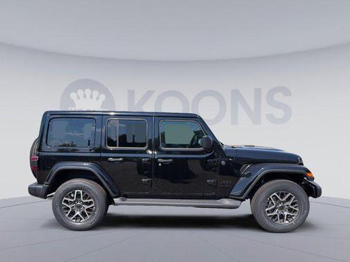 black clearcoat 2026 Jeep Wrangler 4-Door Sahara 4x4