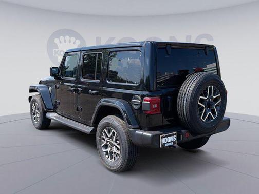 black clearcoat 2026 Jeep Wrangler 4-Door Sahara 4x4